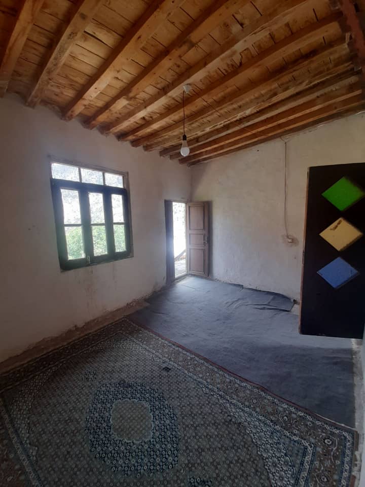 تصویر ویلایی بومگردی هنیز قله 12